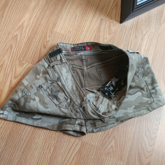 { People's Liberation } "Army" Shorts - Picture 3 of 6